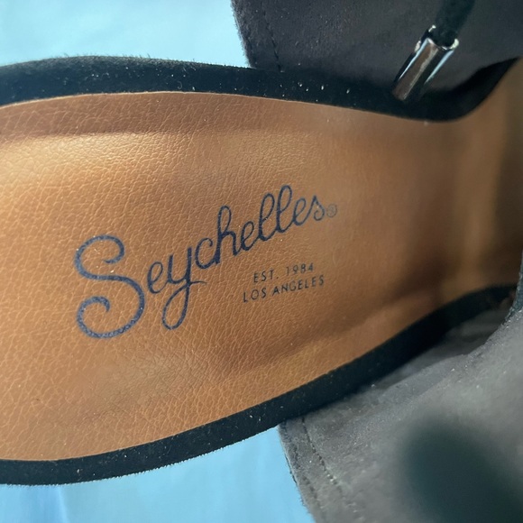 Black Suede "Play Along" Gladiator Stiletto Heels By Seychelles Color. Size 10 - Picture 5 of 5